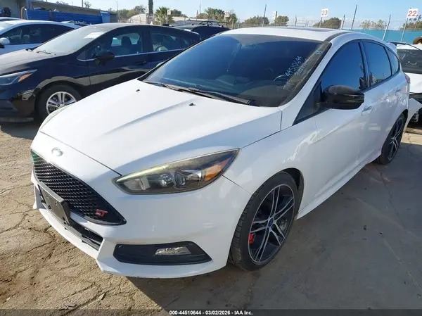 1FADP3L90HL296288 2017 FORD FOCUS ST - Image 2
