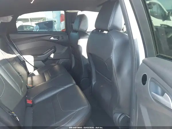 1FADP3L90HL296288 2017 FORD FOCUS ST - Image 8