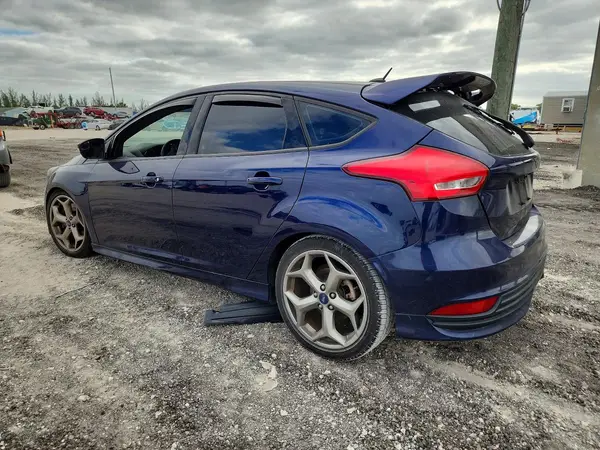 1FADP3L90HL298297 2017 FORD FOCUS - Image 2