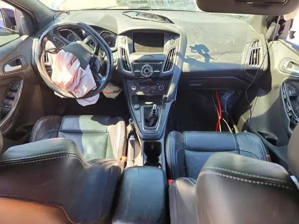 1FADP3L90HL301599 2017 FORD FOCUS - Image 8
