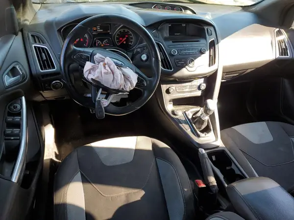 1FADP3L90HL306463 2017 FORD FOCUS - Image 8
