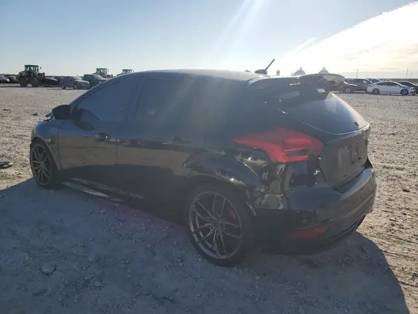 1FADP3L90HL347563 2017 FORD FOCUS - Image 2