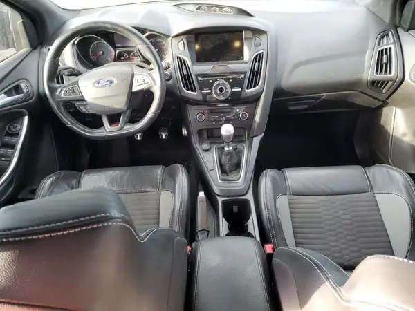 1FADP3L90JL213559 2018 FORD FOCUS - Image 8