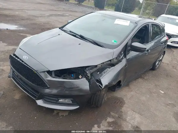 1FADP3L90JL226277 2018 FORD FOCUS ST - Image 2