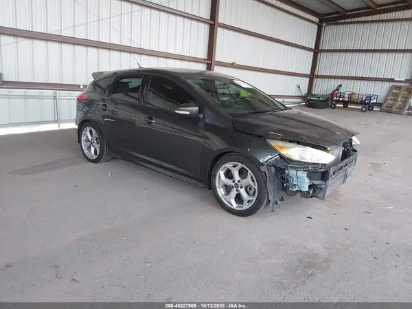1FADP3L90JL229566 2018 FORD FOCUS - Image 1