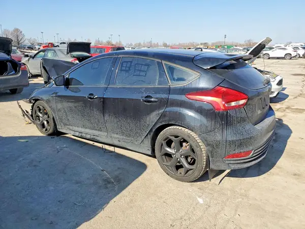 1FADP3L90JL229969 2018 FORD FOCUS - Image 2
