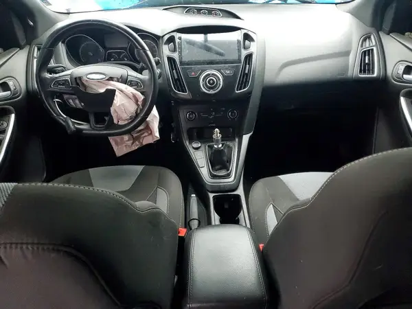 1FADP3L90JL229969 2018 FORD FOCUS - Image 8