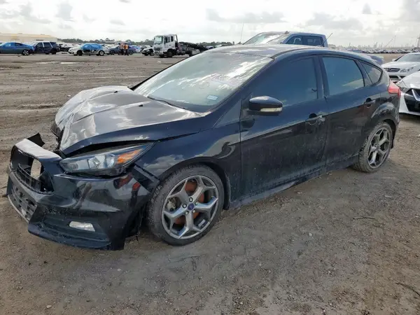 1FADP3L90JL235822 2018 FORD FOCUS - Image 1