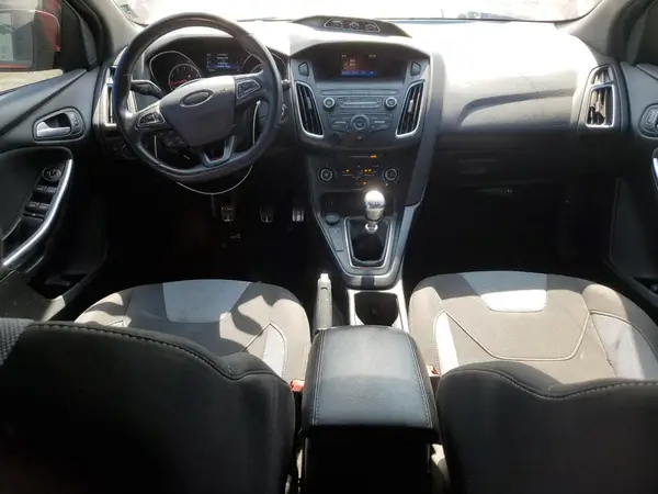1FADP3L90JL240664 2018 FORD FOCUS - Image 8
