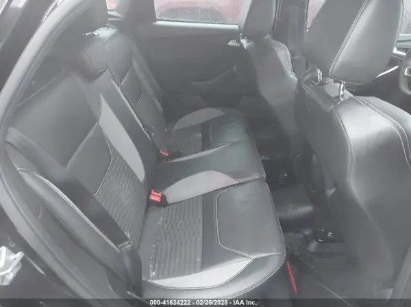 1FADP3L90JL242656 2018 FORD FOCUS ST - Image 8