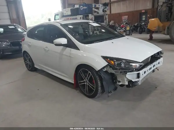 1FADP3L90JL247145 2018 FORD FOCUS ST - Image 1