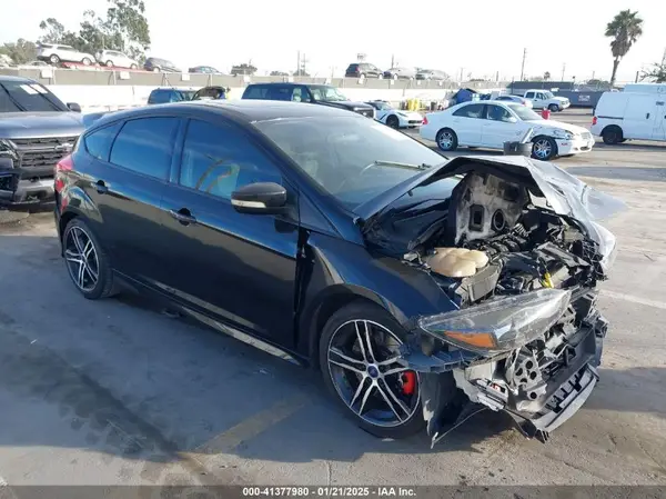 1FADP3L90JL260557 2018 FORD FOCUS ST - Image 1