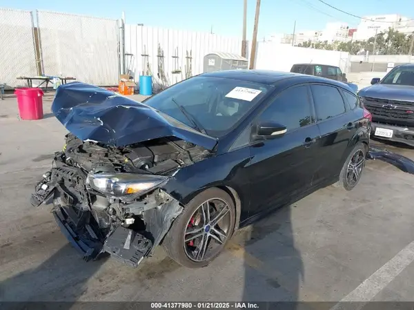 1FADP3L90JL260557 2018 FORD FOCUS ST - Image 2