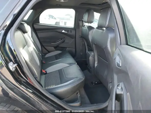 1FADP3L90JL260557 2018 FORD FOCUS ST - Image 8