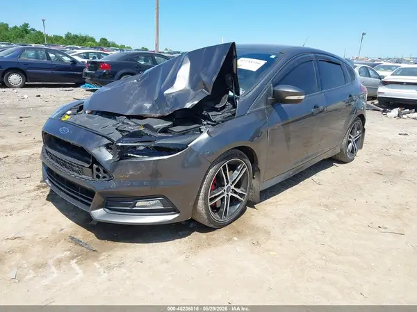 1FADP3L90JL267718 2018 FORD FOCUS ST - Image 2