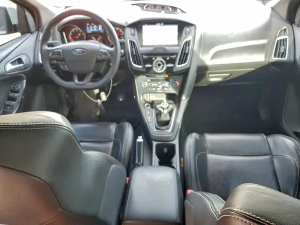 1FADP3L90JL309675 2018 FORD FOCUS - Image 8