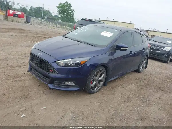 1FADP3L91GL394129 2016 FORD FOCUS - Image 2