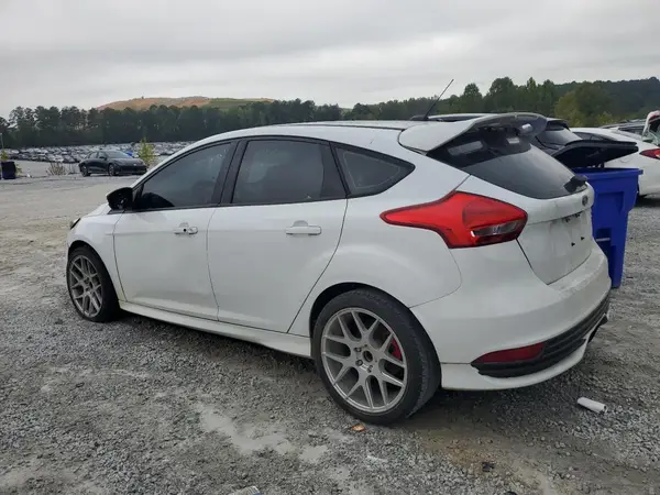 1FADP3L91HL221535 2017 FORD FOCUS - Image 2