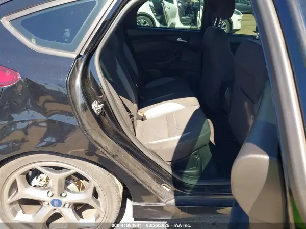 1FADP3L91HL223141 2017 FORD FOCUS - Image 8
