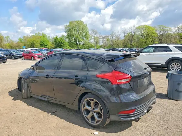 1FADP3L91HL259928 2017 FORD FOCUS - Image 2