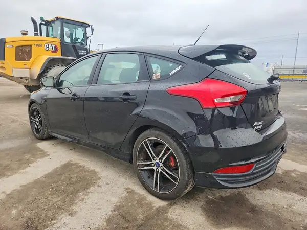 1FADP3L91HL292668 2017 FORD FOCUS - Image 2
