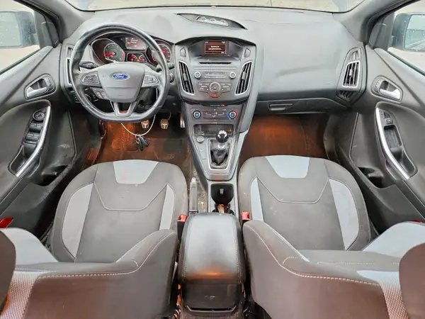 1FADP3L91HL292668 2017 FORD FOCUS - Image 8