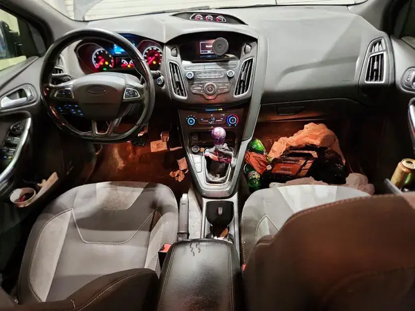 1FADP3L91HL306777 2017 FORD FOCUS - Image 8