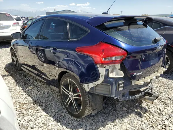 1FADP3L91HL307685 2017 FORD FOCUS - Image 2