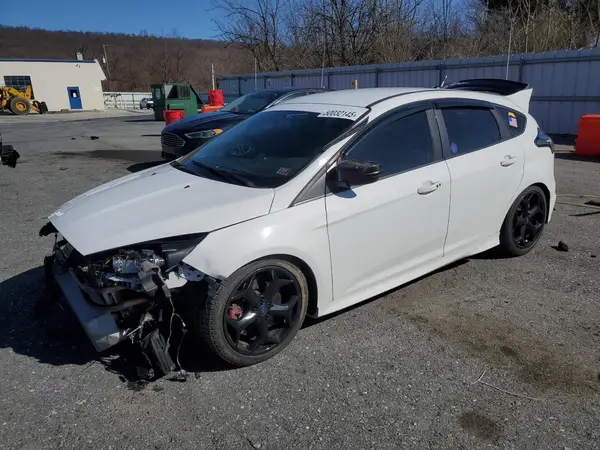 1FADP3L91HL316628 2017 FORD FOCUS - Image 1