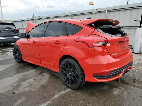1FADP3L91HL319125 2017 FORD FOCUS - Image 2