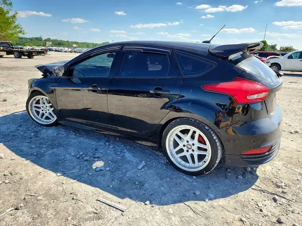 1FADP3L91HL331727 2017 FORD FOCUS - Image 2