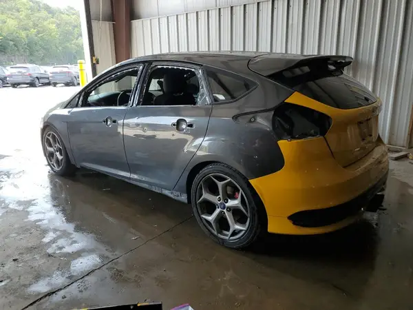 1FADP3L91JL232721 2018 FORD FOCUS - Image 2