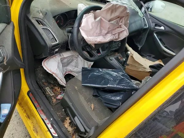 1FADP3L91JL233626 2018 FORD FOCUS - Image 8