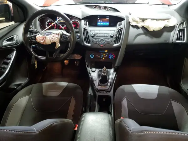 1FADP3L91JL239541 2018 FORD FOCUS - Image 8