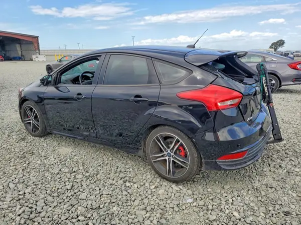 1FADP3L91JL279098 2018 FORD FOCUS ST - Image 2