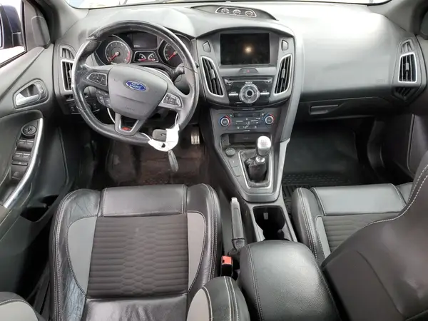 1FADP3L91JL299013 2018 FORD FOCUS - Image 8