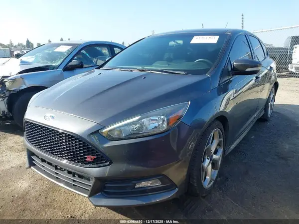 1FADP3L92GL239671 2016 FORD FOCUS ST - Image 2