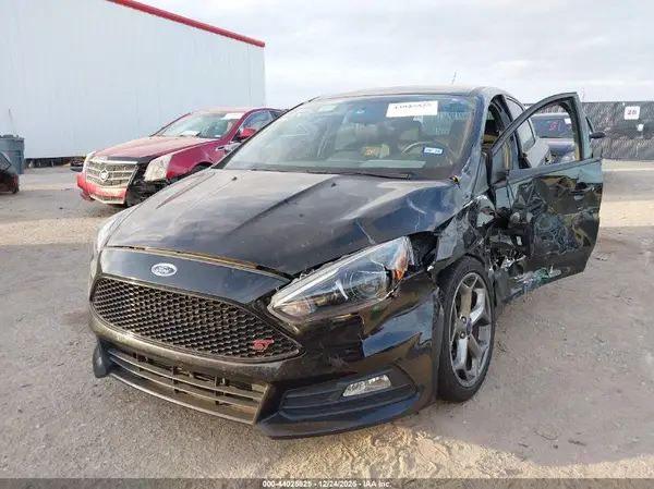 1FADP3L92GL390218 2016 FORD FOCUS ST - Image 2