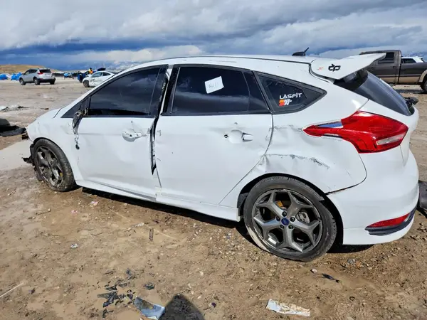 1FADP3L92HL230454 2017 FORD FOCUS - Image 2