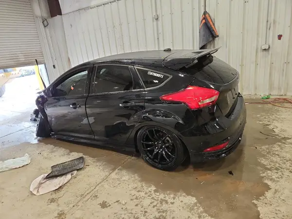 1FADP3L92HL240773 2017 FORD FOCUS - Image 2
