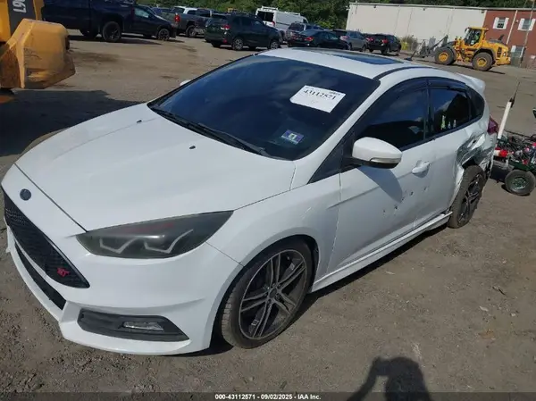 1FADP3L92HL251899 2017 FORD FOCUS ST - Image 2