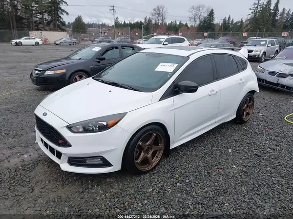 1FADP3L92HL263941 2017 FORD FOCUS ST - Image 2