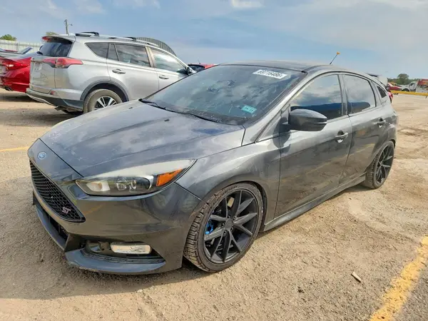 1FADP3L92JL229780 2018 FORD FOCUS - Image 1