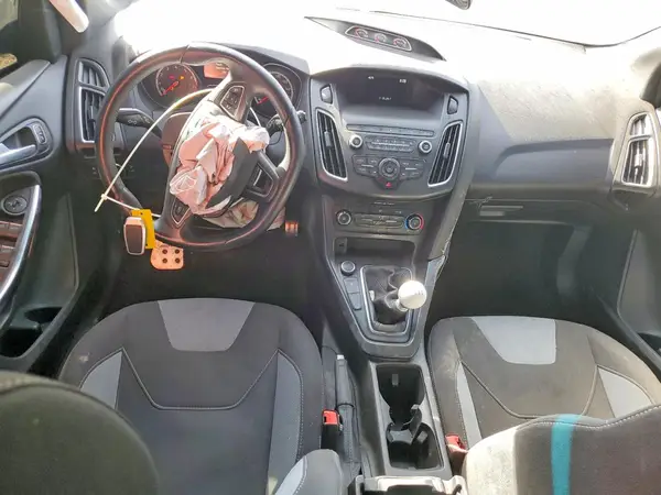 1FADP3L92JL232291 2018 FORD FOCUS - Image 8