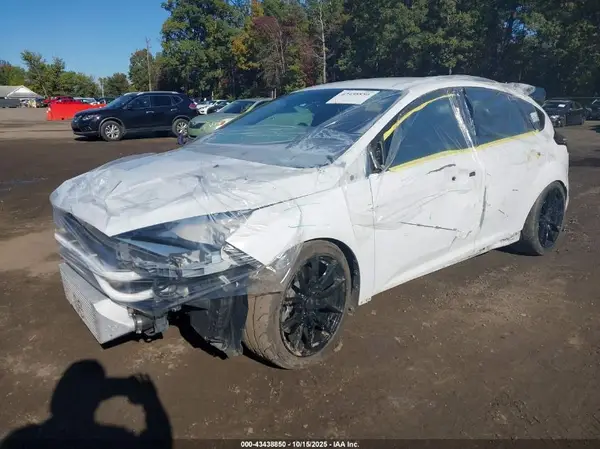 1FADP3L92JL232467 2018 FORD FOCUS ST - Image 2