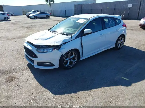 1FADP3L92JL282818 2018 FORD FOCUS ST - Image 2