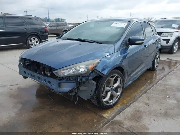 1FADP3L92JL289672 2018 FORD FOCUS ST - Image 2