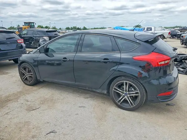 1FADP3L92JL312139 2018 FORD FOCUS - Image 2