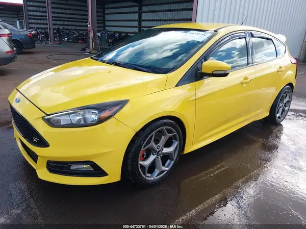 1FADP3L92JL330737 2018 FORD FOCUS - Image 2