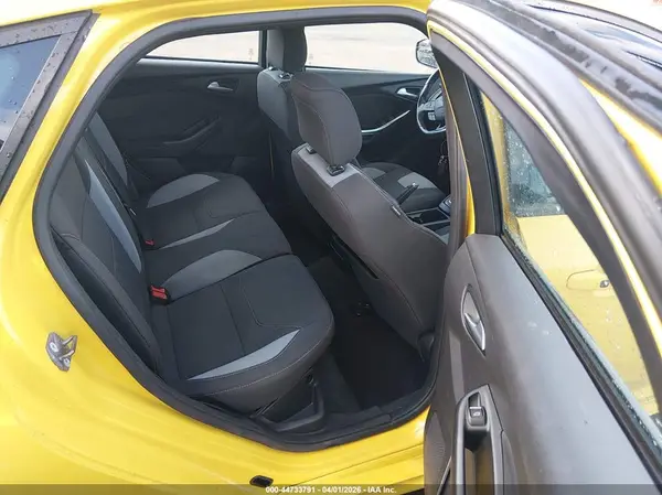 1FADP3L92JL330737 2018 FORD FOCUS - Image 8